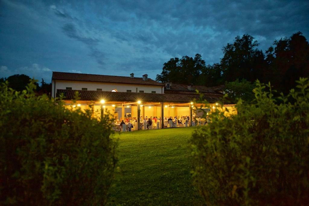 Locanda Perinella Castelgomberto Exterior foto
